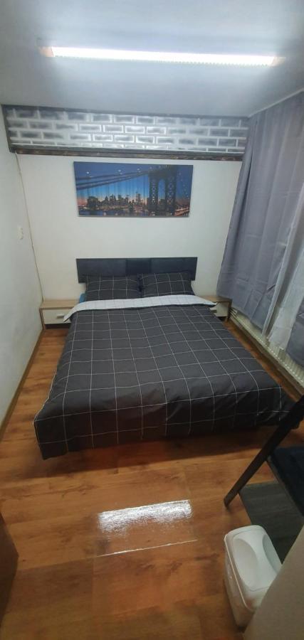 Five Studio Apartment Cluj-Napoca Exterior foto